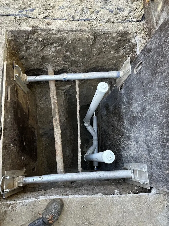 Experienced plumber completing Gas Line Repair work in Blacklick Estates